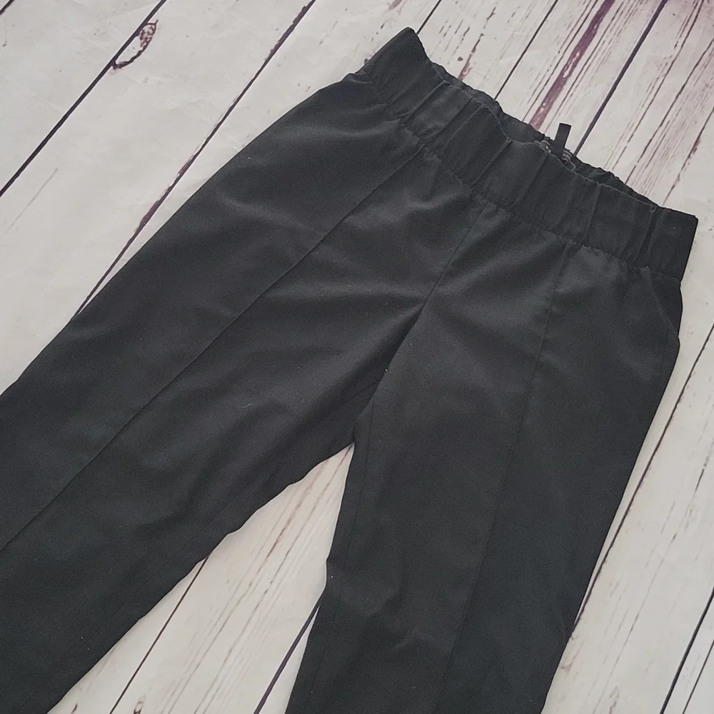 BCBG pants - Picture 3 of 7